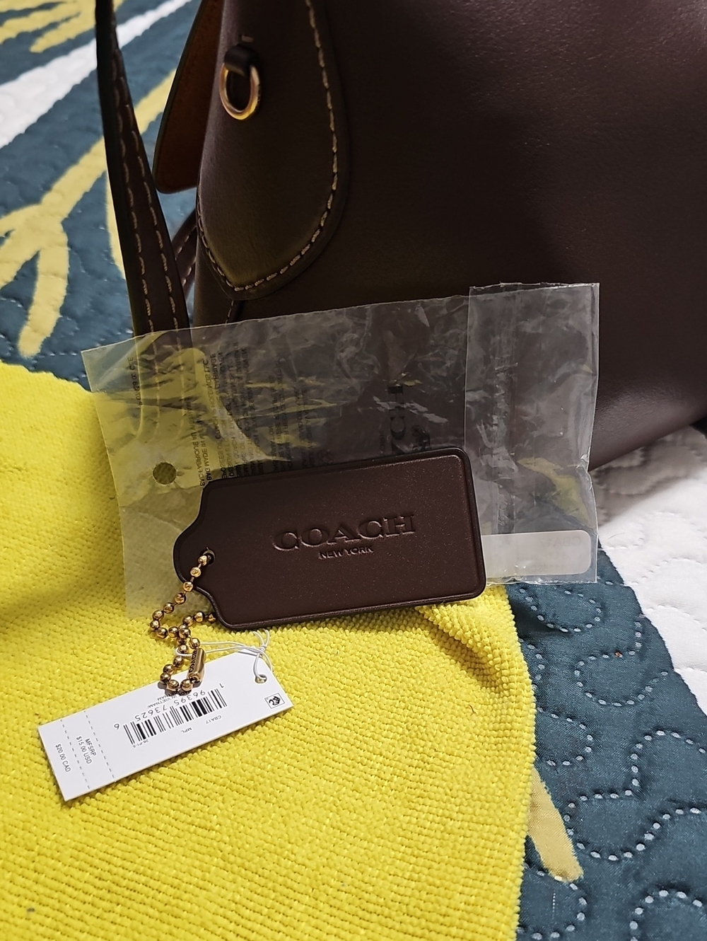 Coach Maple Large Hangtag CBA17
